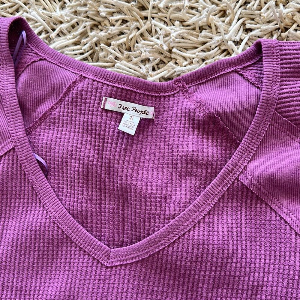 Free People Santa Clara Thermal Mulberry Size M Oversized - Picture 7 of 8